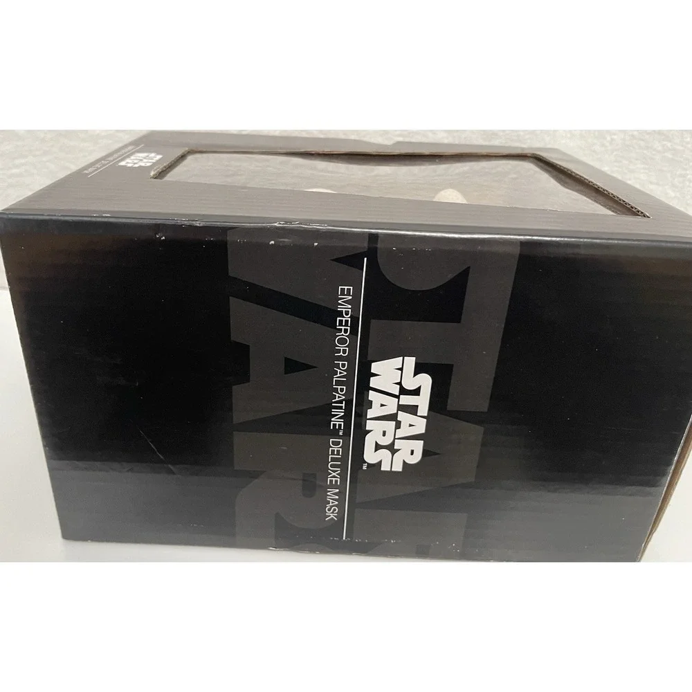 Star Wars Emperor Palpatine Deluxe Mask Collectors Limited Edition Disney NIB